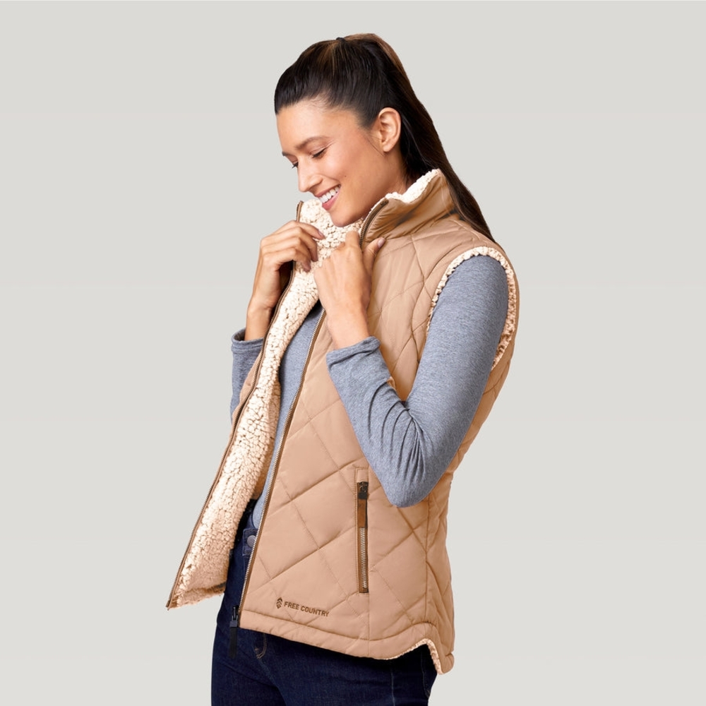 Free Country Tan reversible Vest. - Picture 2 of 2